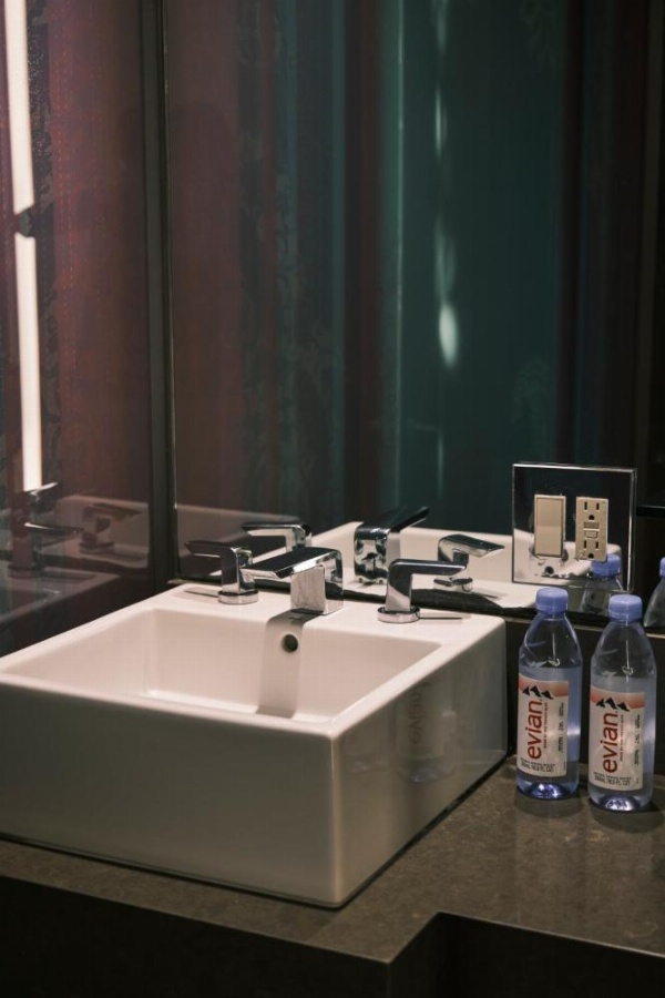 SIRTAJ – Beverly Hills image 19