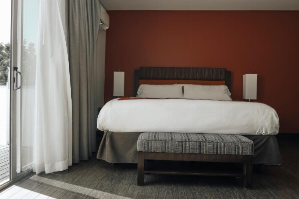 SIRTAJ – Beverly Hills image 47