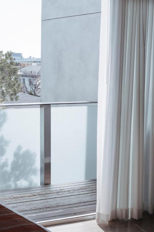 SIRTAJ – Beverly Hills image 48