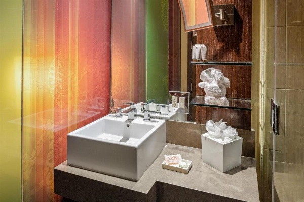 SIRTAJ – Beverly Hills image 6